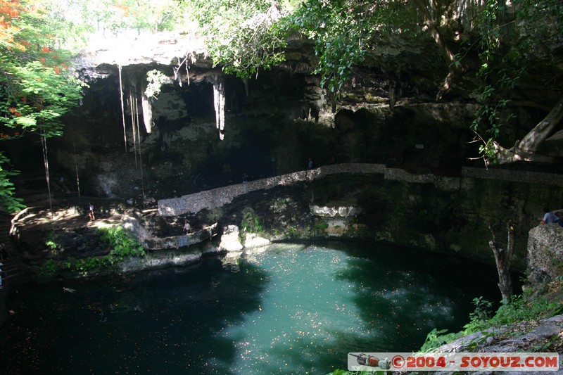 Cenote Zaci

