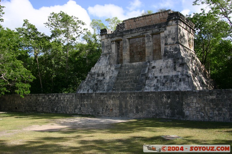 Chichen Itza - Tzompantli (mur des cranes)
Mots-clés: Ruines Maya patrimoine unesco