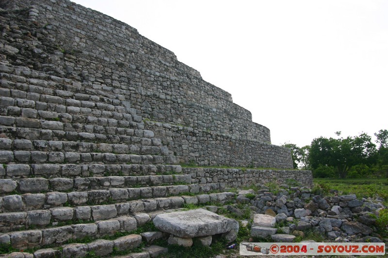 Piramide Kinich Kakmo
Mots-clés: Ruines Maya