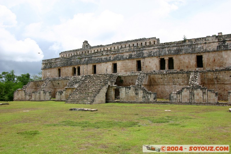 Kabah - Gran Palacio
Mots-clés: Ruines Maya