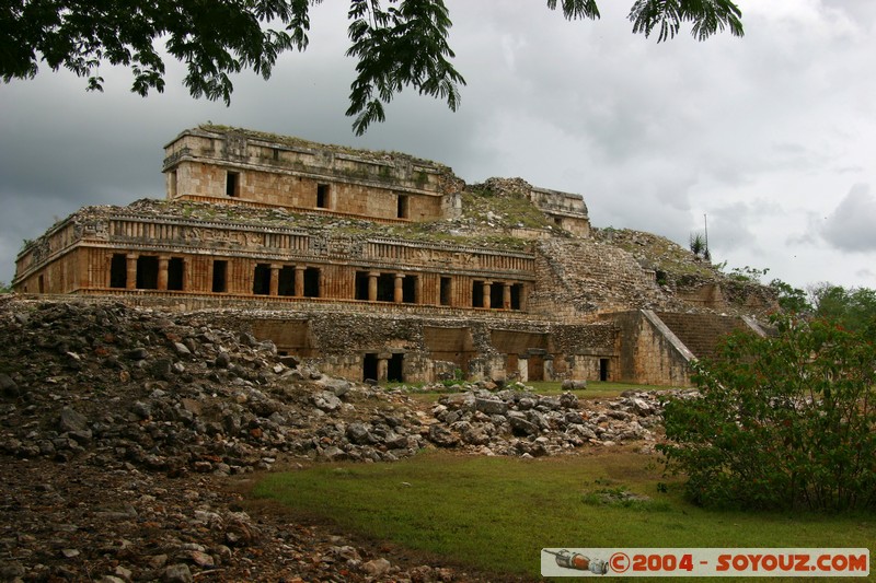 Sayil - Gran Palacio
Mots-clés: Ruines Maya