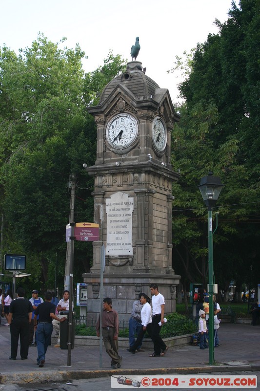 Puebla - Monument des emigrants francais a la ville
