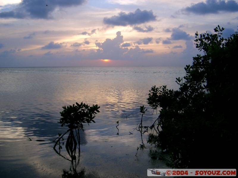 Coucher de soleil sur la mer des Caraibes
