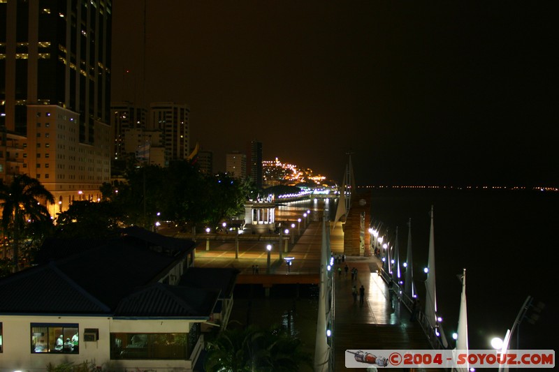 Guayaquil - Malecon 2000
Mots-clés: Ecuador Nuit