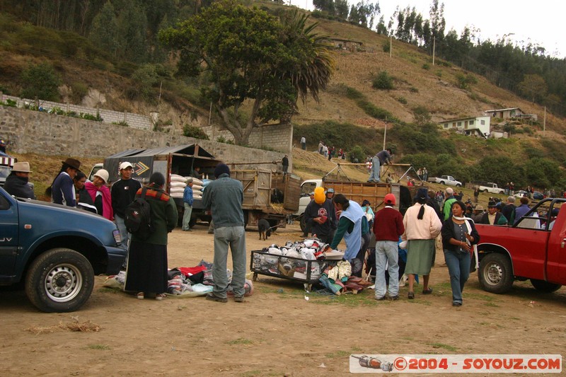 Otavalo - Marche aux bestiaux
Mots-clés: Ecuador Marche