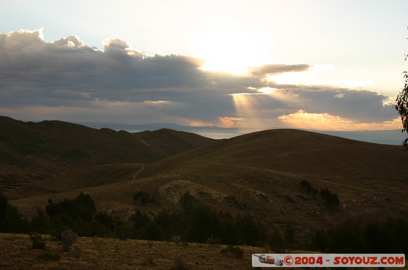 Isla del Sol - Sunset on Titicaca
Mots-clés: sunset