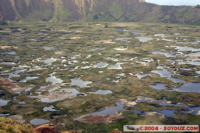 Ile de Paques - Rano Kau 
Mots-clés: chile Ile de Paques Easter Island patrimoine unesco volcan Lac