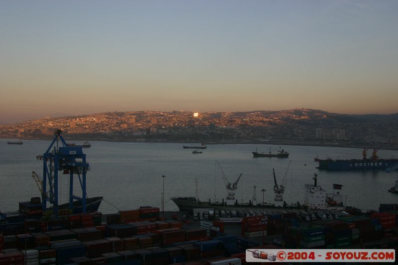 Valparaiso - Puerto
Mots-clés: chile sunset bateau