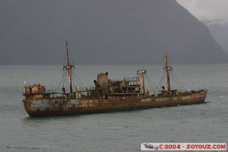Canales Patagonicos - Epave
Mots-clés: chile bateau Ruines