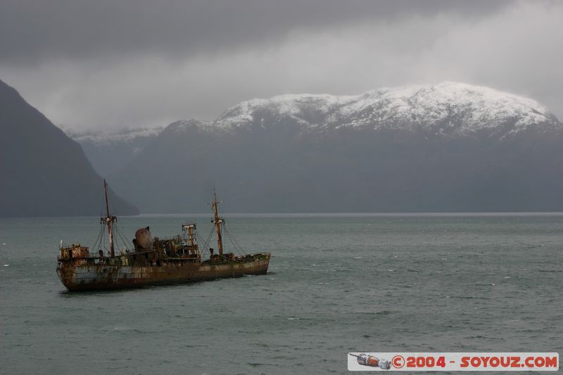 Canales Patagonicos - Epave
Mots-clés: chile bateau Ruines