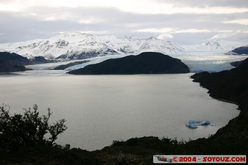 Parque Nacional Torres del Paine - Lago y Glaciar Grey
Mots-clés: chile Lac glacier Montagne Neige