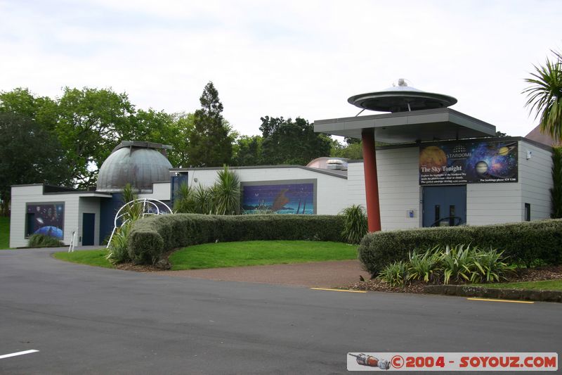 Auckland - StarDome Observatory
Mots-clés: New Zealand North Island coast to coast observatoire