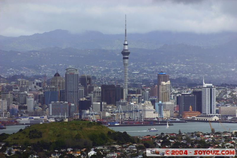 Auckland from Rongitoto Island
Mots-clés: New Zealand North Island Auckland Sky Tower