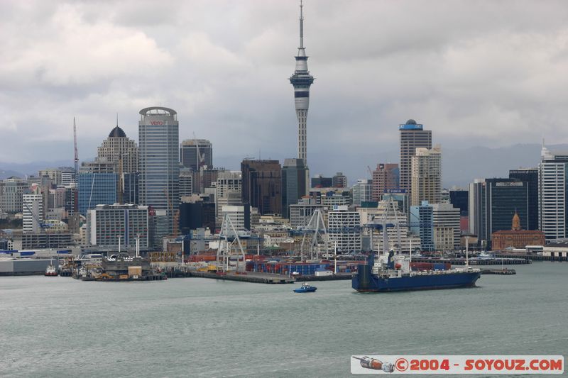 Auckland from Devonport
Mots-clés: New Zealand North Island Auckland Sky Tower mer bateau