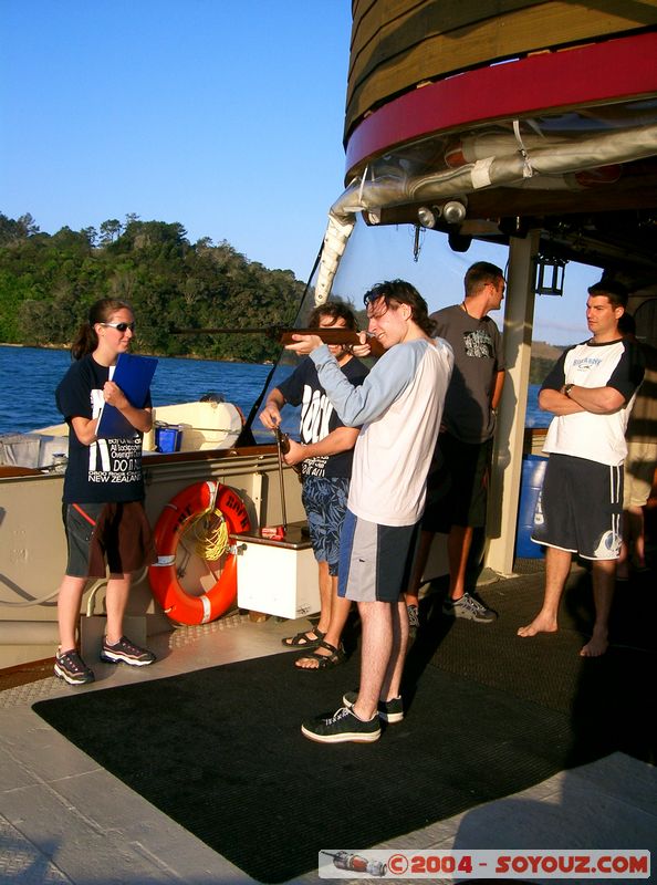 Bay of Islands - On The Rock boat - Gavin shooting
Mots-clés: New Zealand North Island