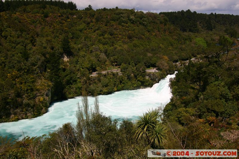 Taupo - Waikato River - Huka Falls
Mots-clés: New Zealand North Island Riviere cascade