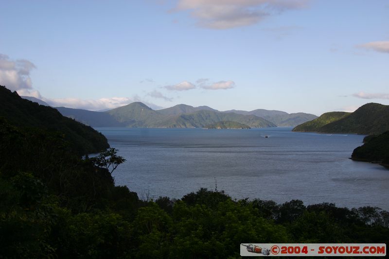 Queen Charlotte Sound - Okiwa Bay
Mots-clés: New Zealand South Island mer