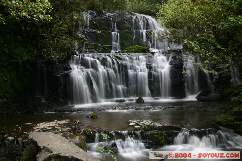 The Catlins - Purakaunui Falls
Mots-clés: New Zealand South Island cascade