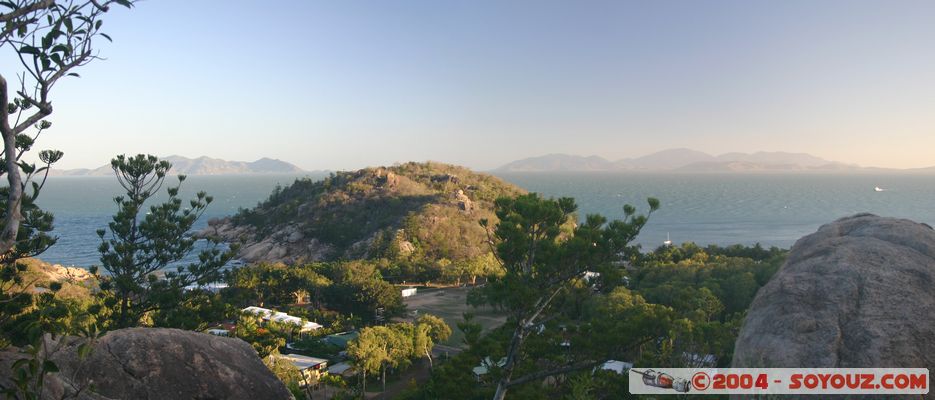 Magnetic Island - View on Arcadia - panorama
Mots-clés: panorama