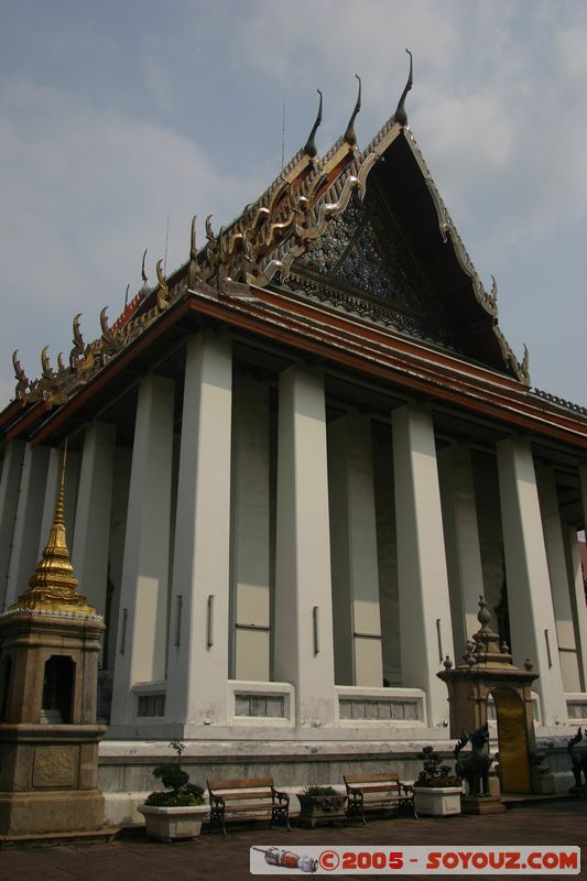 Bangkok - Wat Pho - The Ubosot
Mots-clés: thailand Boudhiste Wat Phra Chetuphon