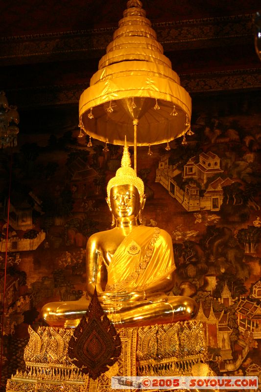 Bangkok - Wat Pho
Mots-clés: thailand Boudhiste Wat Phra Chetuphon statue