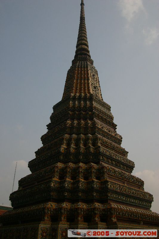 Bangkok - Wat Pho - Prang
Mots-clés: thailand Boudhiste Wat Phra Chetuphon