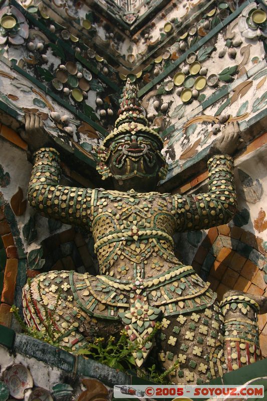 Bangkok - Wat Arun (Temple of the Dawn)
Mots-clés: thailand Boudhiste sculpture
