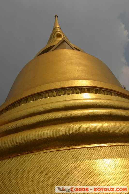 Bangkok - Wat Phra Kaew - Phra Sri Rattana Chedi
Mots-clés: thailand Boudhiste