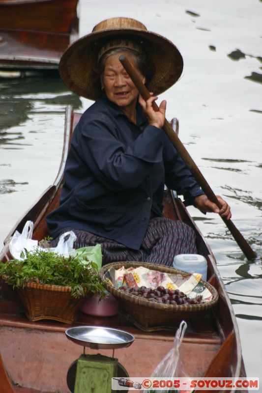 Damnoen Saduak - Marche Flottant
Mots-clés: thailand Marche personnes floating market