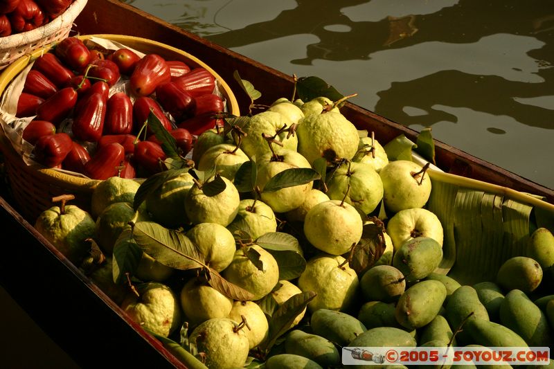 Damnoen Saduak - Marche Flottant
Mots-clés: thailand Marche floating market fruit
