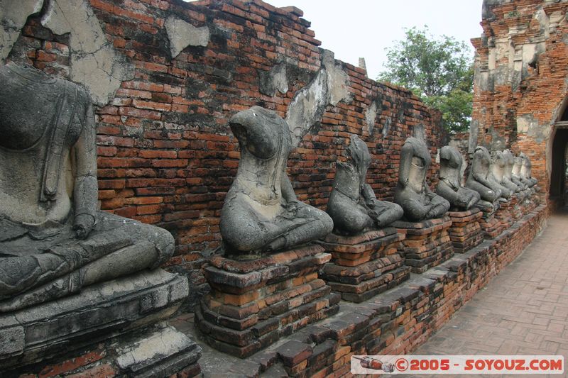 Ayutthaya - Wat Chai Wattanaram
Mots-clés: thailand patrimoine unesco Ruines Boudhiste statue
