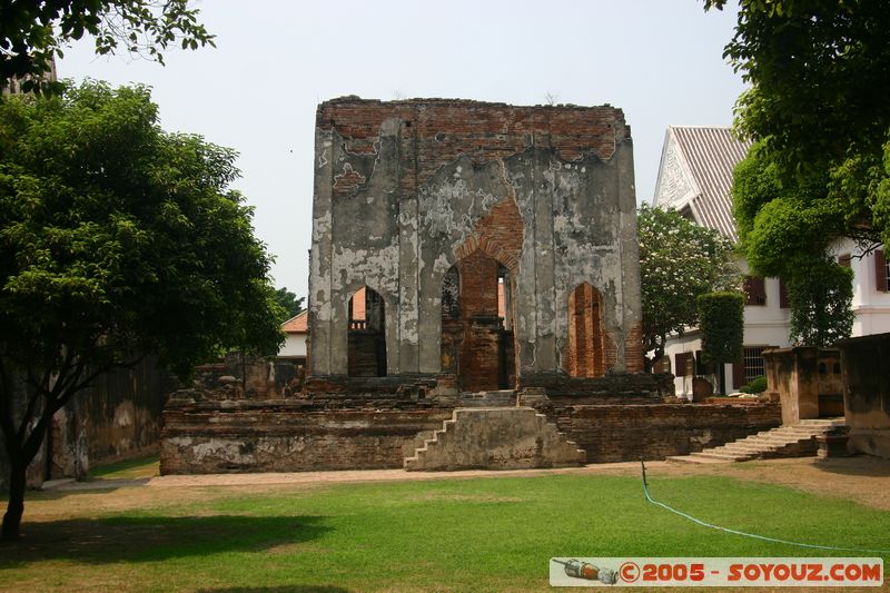 Lop Buri - Phra Narai Rajanivet - Dusit Sawan Thanya Mahaprasat Hall
Mots-clés: thailand Ruines