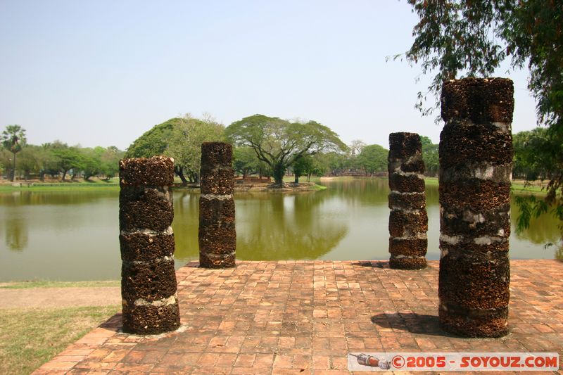 Sukhothai - Wat Trapang Ngoen
Mots-clés: thailand patrimoine unesco Ruines Boudhiste