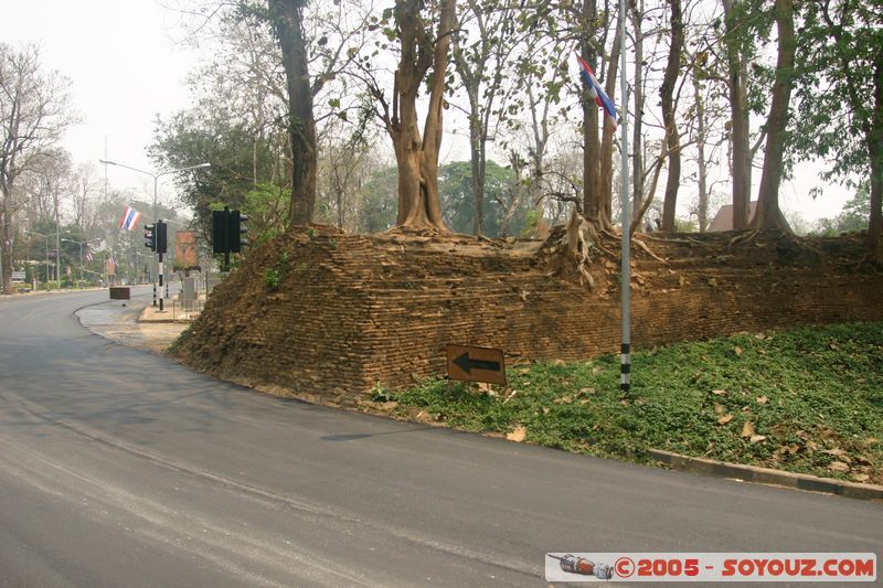 Golden Triangle - Chiang Saen - Ancient wall
Mots-clés: thailand Ruines