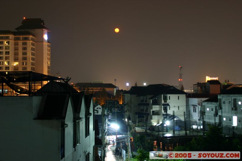Chiang Mai by Night - Moon Rising
Mots-clés: thailand Nuit Lune