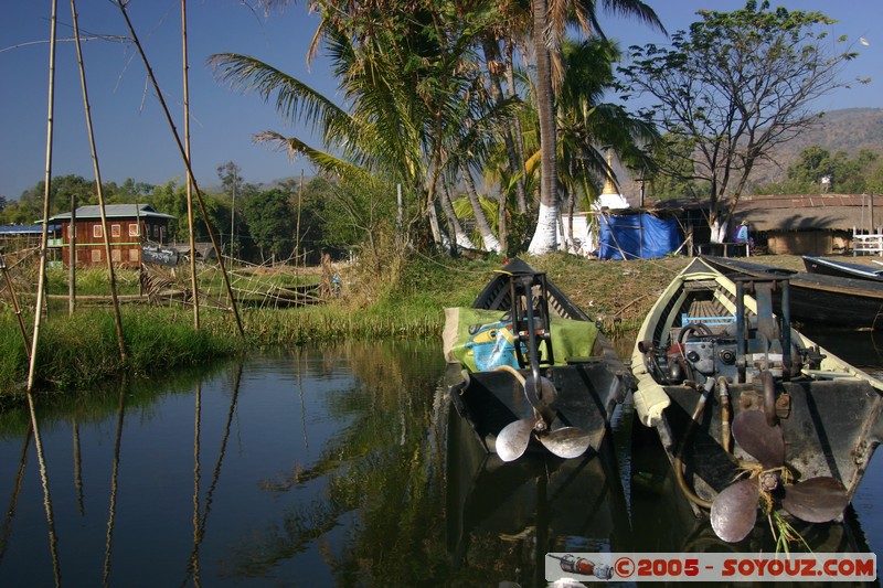 Inle lake - Lingin
Mots-clés: myanmar Burma Birmanie Lac bateau