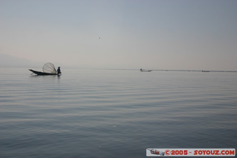 Inle lake - Pecheur a la nasse
Mots-clés: myanmar Burma Birmanie pecheur bateau Lac