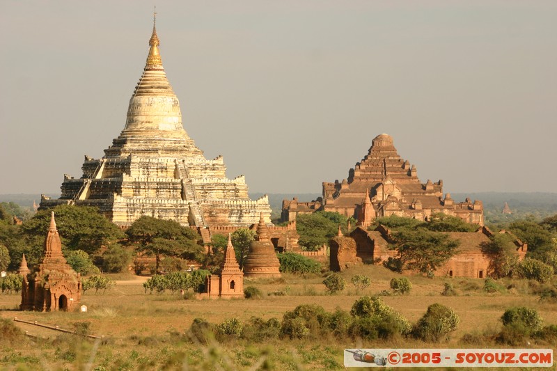 Bagan - Shwe-san-daw Paya
Mots-clés: myanmar Burma Birmanie Ruines Pagode