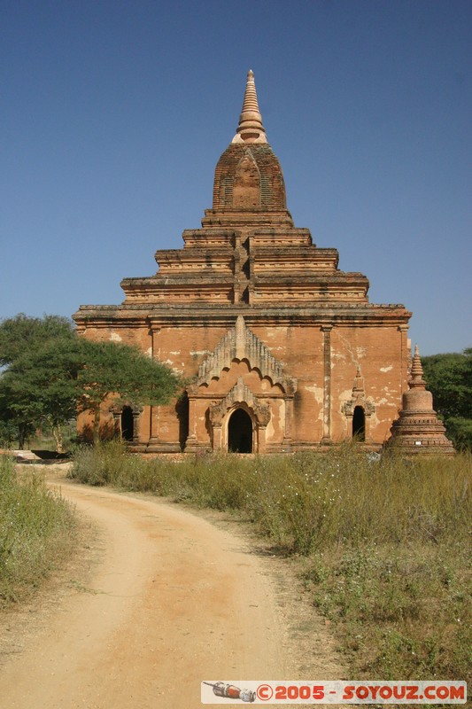 Bagan - Mi-Neyein-Gon
Mots-clés: myanmar Burma Birmanie Ruines Pagode