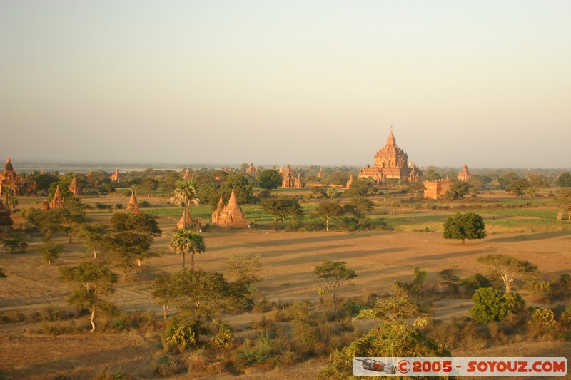 Bagan
Mots-clés: myanmar Burma Birmanie sunset Ruines Pagode