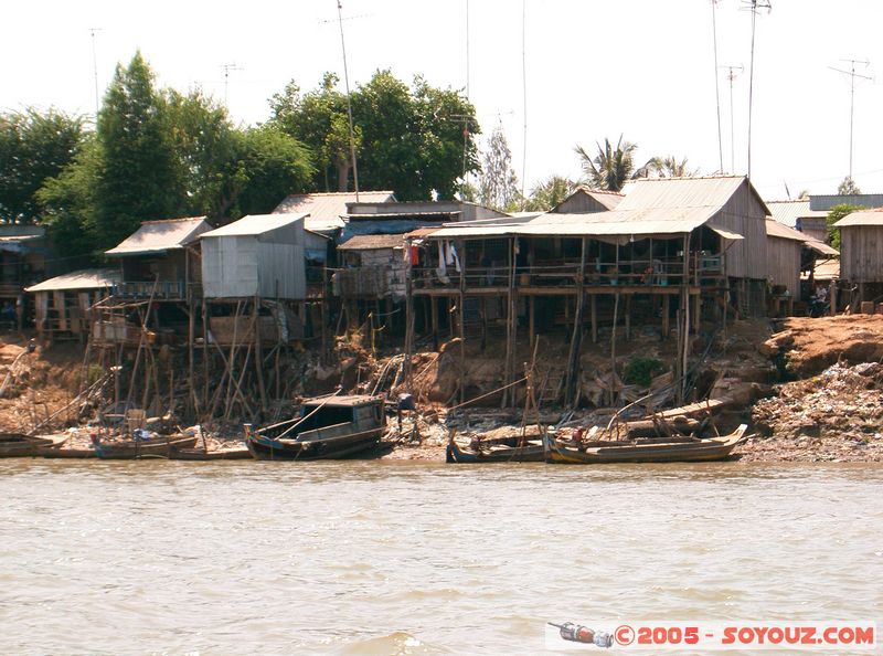 Along Mekong River
Mots-clés: Vietnam Mekong River Riviere