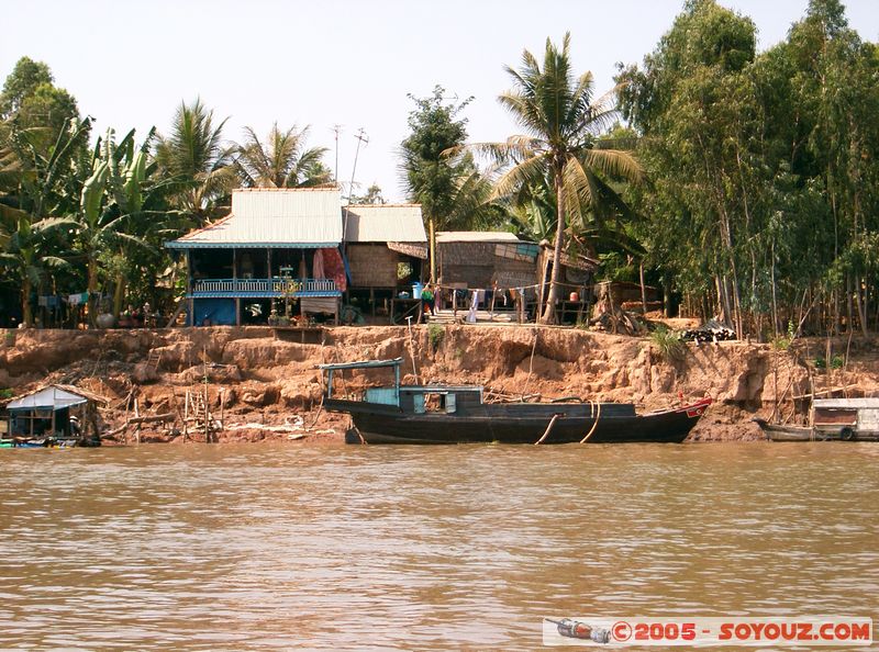 Along Mekong River
Mots-clés: Vietnam Mekong River Riviere bateau