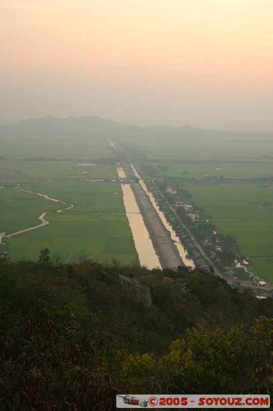 Chau Doc - Nui Sam - Sunset
Mots-clés: Vietnam sunset