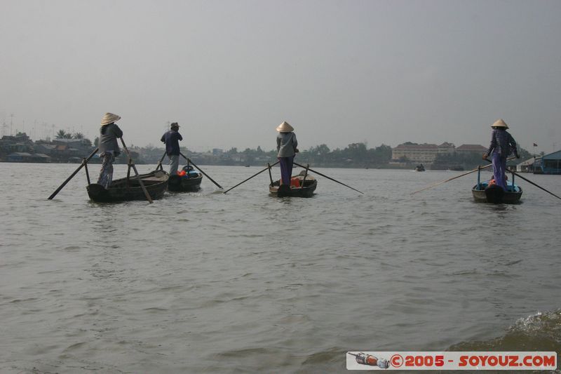 Chau Doc - Hau Giang River
Mots-clés: Vietnam Riviere bateau