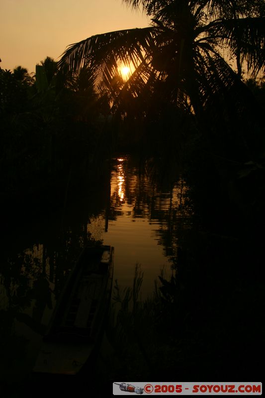 Cai Rang - Sunset on the canals
Mots-clés: Vietnam sunset