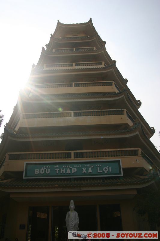 Saigon - Giac Lam Pagoda - Bao thap Xa Loi
