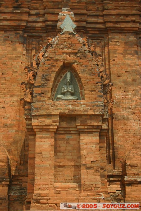 Po Klong Garai Cham Towers
Mots-clés: Vietnam Pagode Ruines
