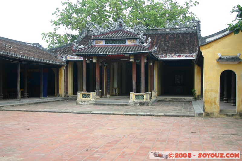 Hoi An - Cam Pho Temple
