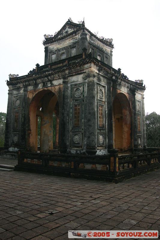 Tomb of Tu Duc - Stele Pavilion
Mots-clés: Vietnam cimetiere