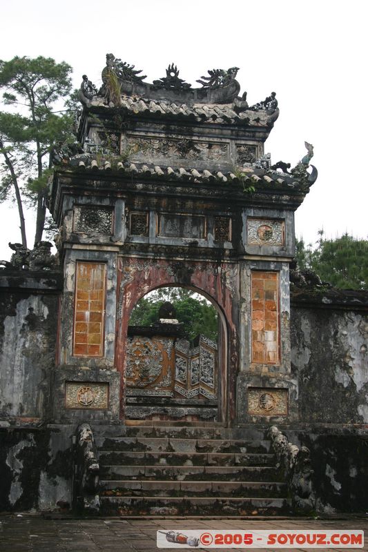 Tomb of Tu Duc - Le Thien Anh Tomb
Mots-clés: Vietnam cimetiere